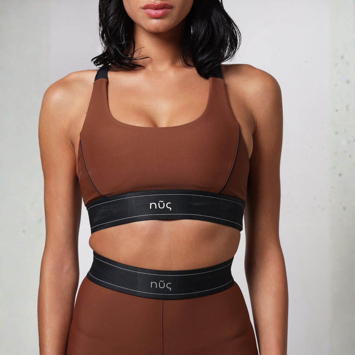 Top 011 marrone