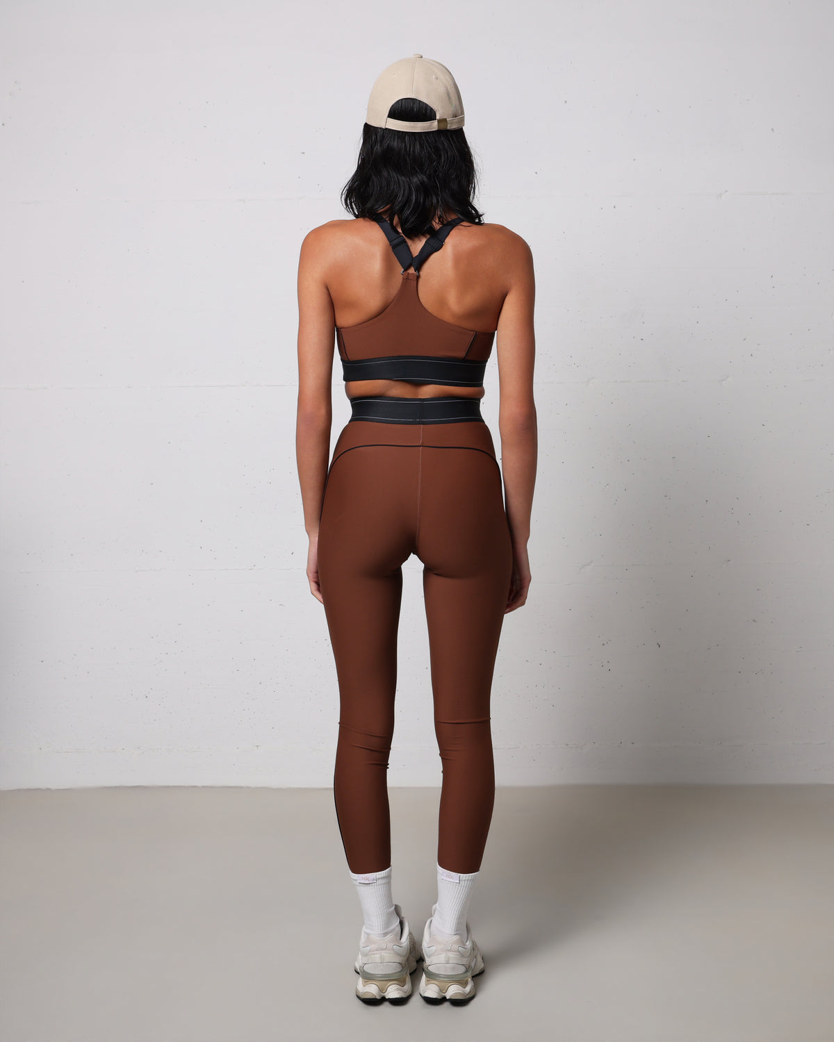 Top 011 marrone